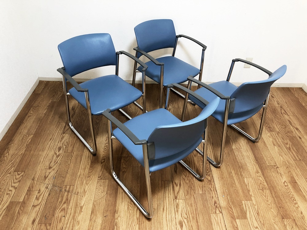 KOKUYOミーティングチェアCK-M133肘付きブルー4脚セット美品　コクヨ会議椅子MADE IN JAPAN　ワイドサイズ椅子_画像9