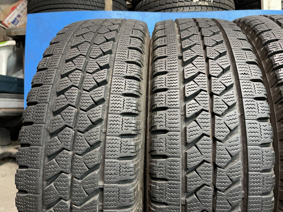 BS BLIZZAK W979　225/70R16　117/115　22年製　6本　エルフ　キャンター　ダイナ　トヨエース　デュトロ　16×6K　127-9TC　_画像9