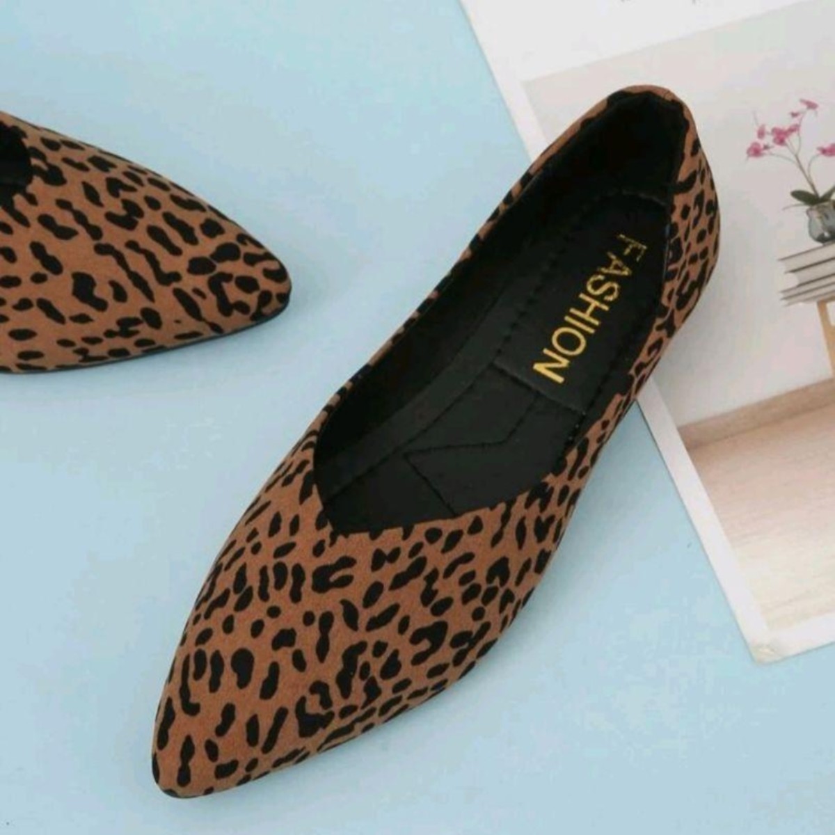 Q91 new goods pumps flat shoes animal pattern leopard print Brown lady's shoes low heel fashion miscellaneous goods 24 centimeter 