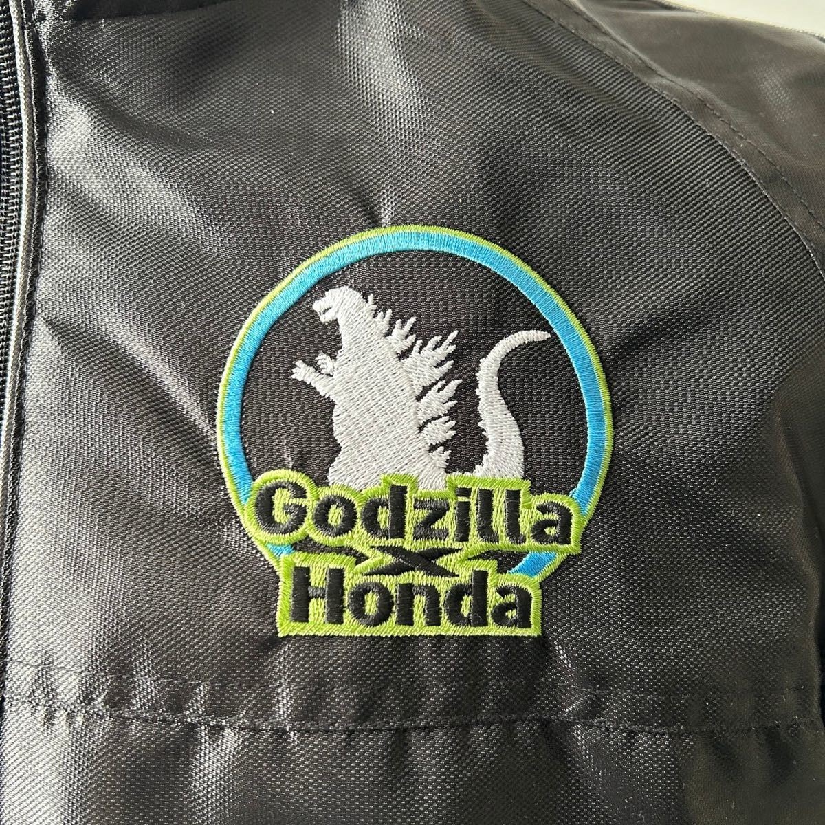 Godzilla×HONDA ゴジラ×ホンダ ロゴ プリント 刺繍 中綿入 ジップアップ ジャケット ブラック M-L ブルゾン ジャンパー_画像4