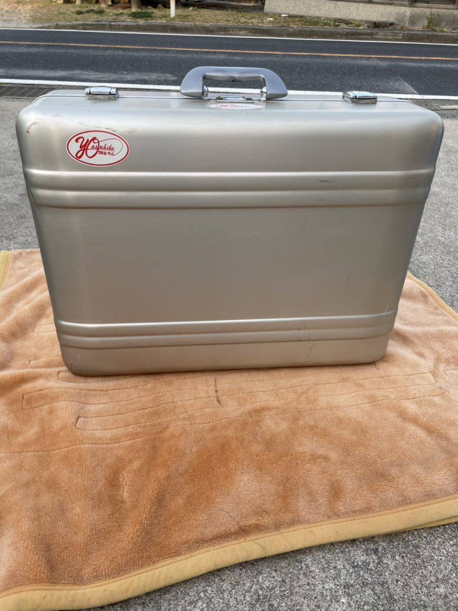  rare ZERO HALLIBURTON Zero Halliburton Vintage aluminium suitcase attache case trunk that time thing present condition selling out 
