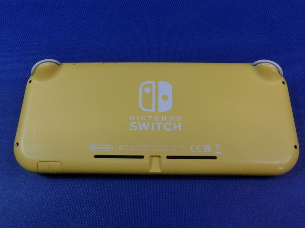 T【3す-57】【60サイズ】▲NINTENDO SWITCH LITE イエロー 黄色/コード欠品/通電可 簡易動作確認済み_画像5