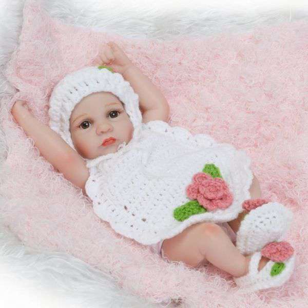  Reborn doll full silicon vinyl real baby doll Mini sa chair 25cm bathing possibility lovely baby doll white hand-knitted. . Western-style clothes popular 