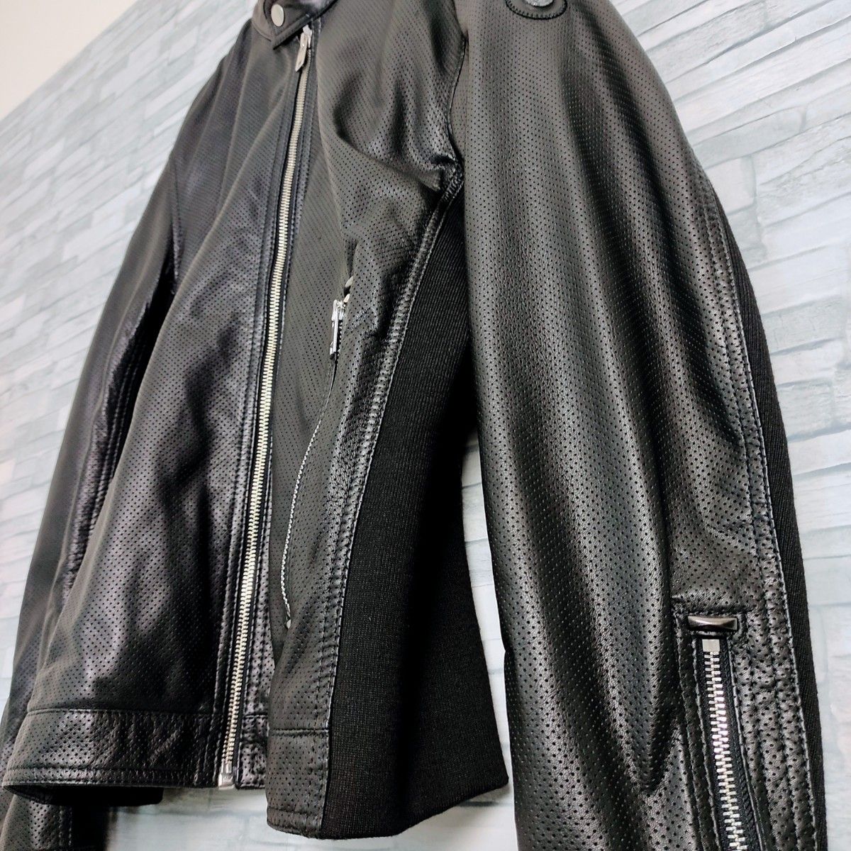 超希少】ディーゼル 羊革パンチングシングルライダース 超希少】ディーゼル 羊革パンチングシングルライダース