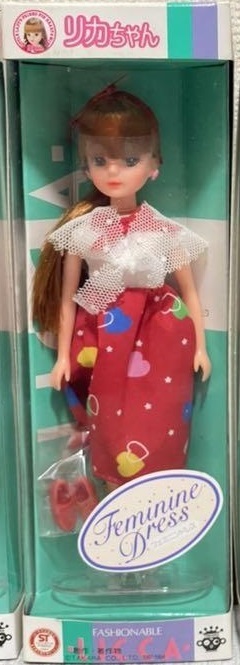 タカラ製　3代目リカちゃん人形フェミニンドレス（ハート）新品箱入り（長期自宅保管品）_画像1