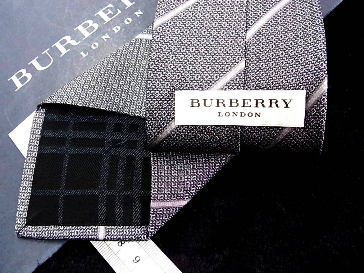 *:.*:【新品N】8674 本場バーバリー【最高級ハンドメイド】【BURBERRY】【ロゴ ストライプ】ネクタイ