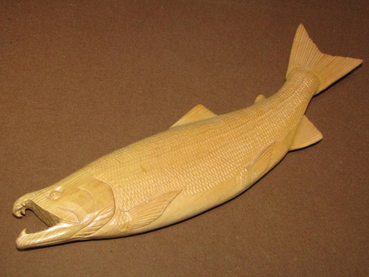 【木彫りの鮭　置物　５６cm】_画像3