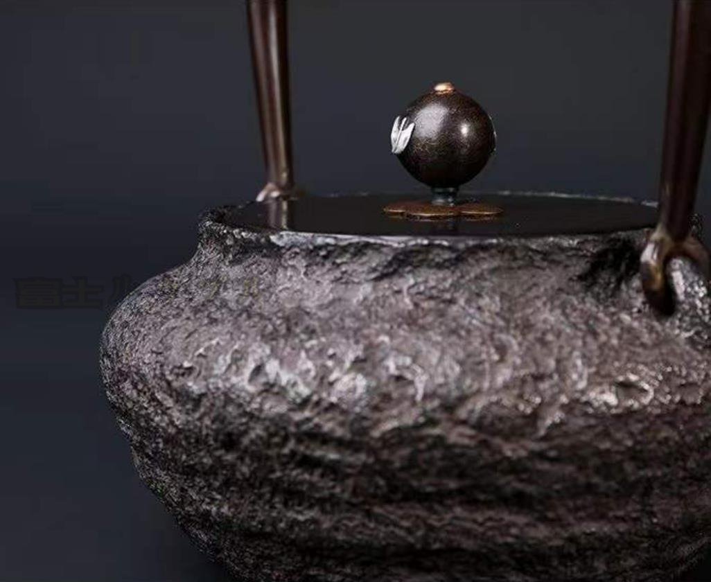 希少！ 砂鉄 大容量鉄壺 コーティングなし 手作り鉄 やかんを沸かす お茶の道具　800ML_画像3