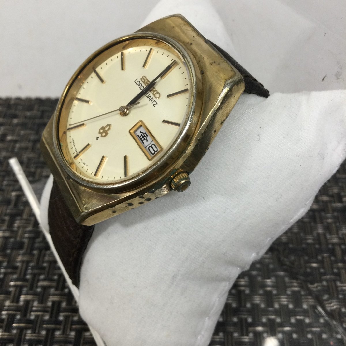 【ジャンク品/インボイス登録店/TO】SEIKO セイコー ロード クォーツ ゴールド系 レトロ 7853-7010 腕時計 HA1207/0002_画像3