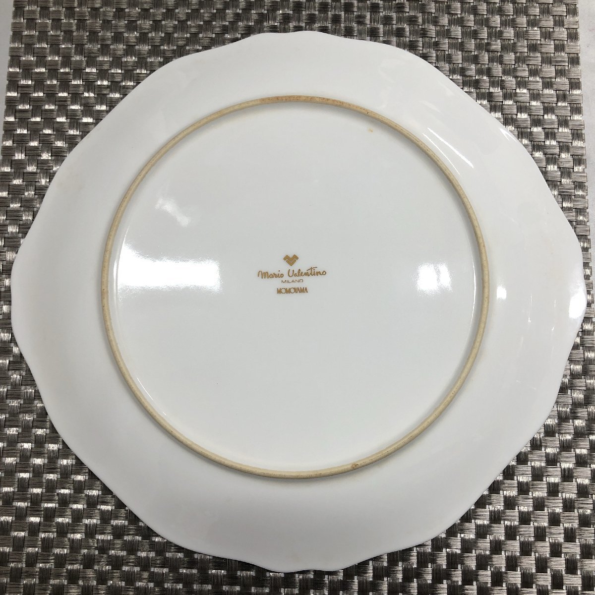 【中古現状品/インボイス登録店/KSH】MARIO VALENTINO マリオバレンチノ ケーキプレート 変形皿 陶器 洋食器　MZ1221_画像7