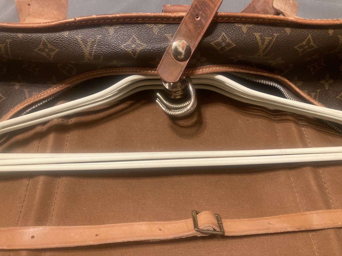 【ジャンク品】ルイヴィトン ガーメントケース ハンガー付き スーター モノグラム M23522 ユニセックス Louis Vuitton_画像5