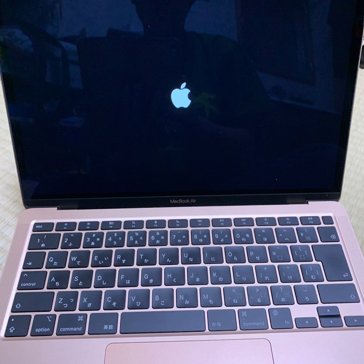 M1チップ搭載MacBook air 初期化済み　_画像3