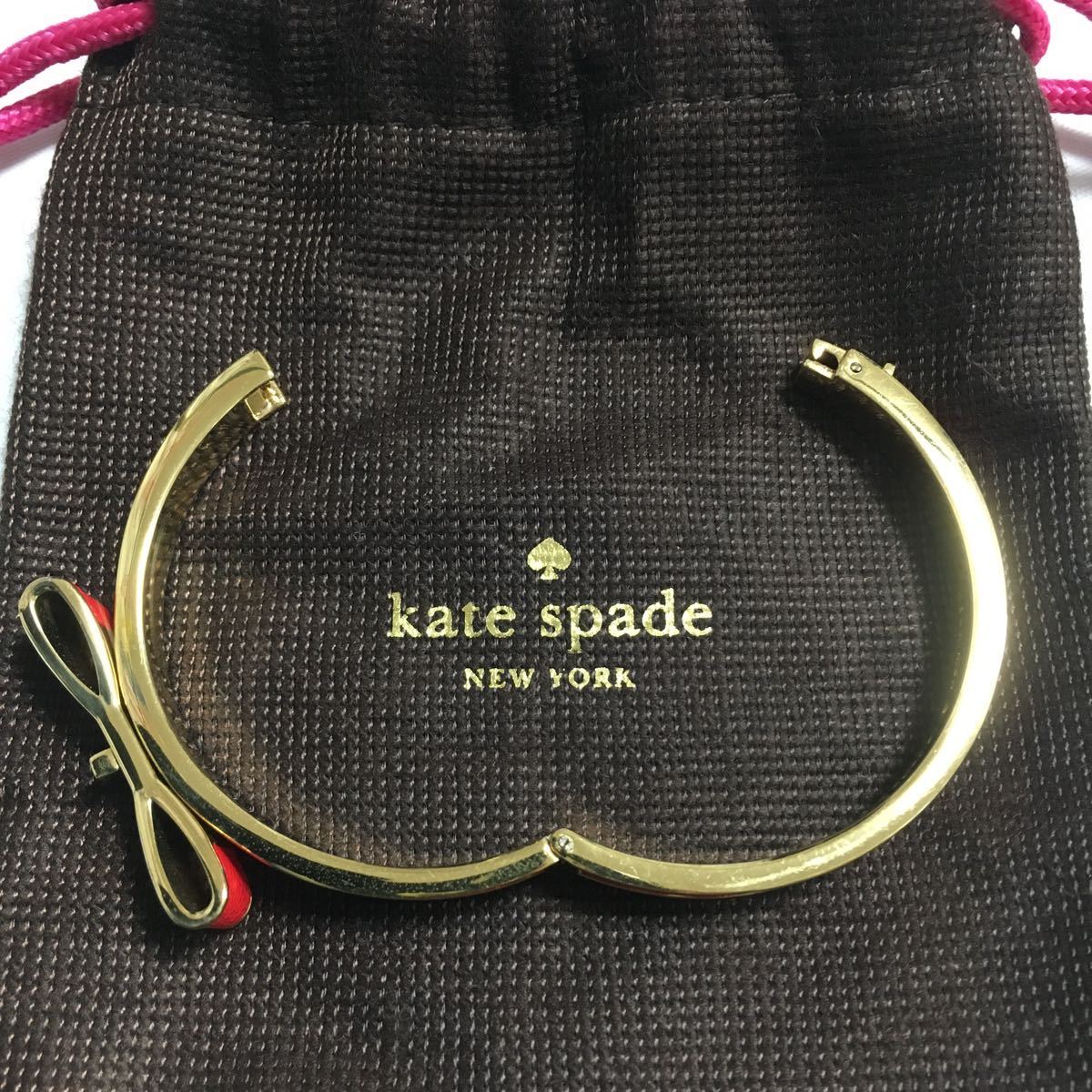 kate spade ケイトスペード バングル リボンモチーフ レッドオレンジ ゴールド 保存袋 ブレスレット アクセサリー_画像6