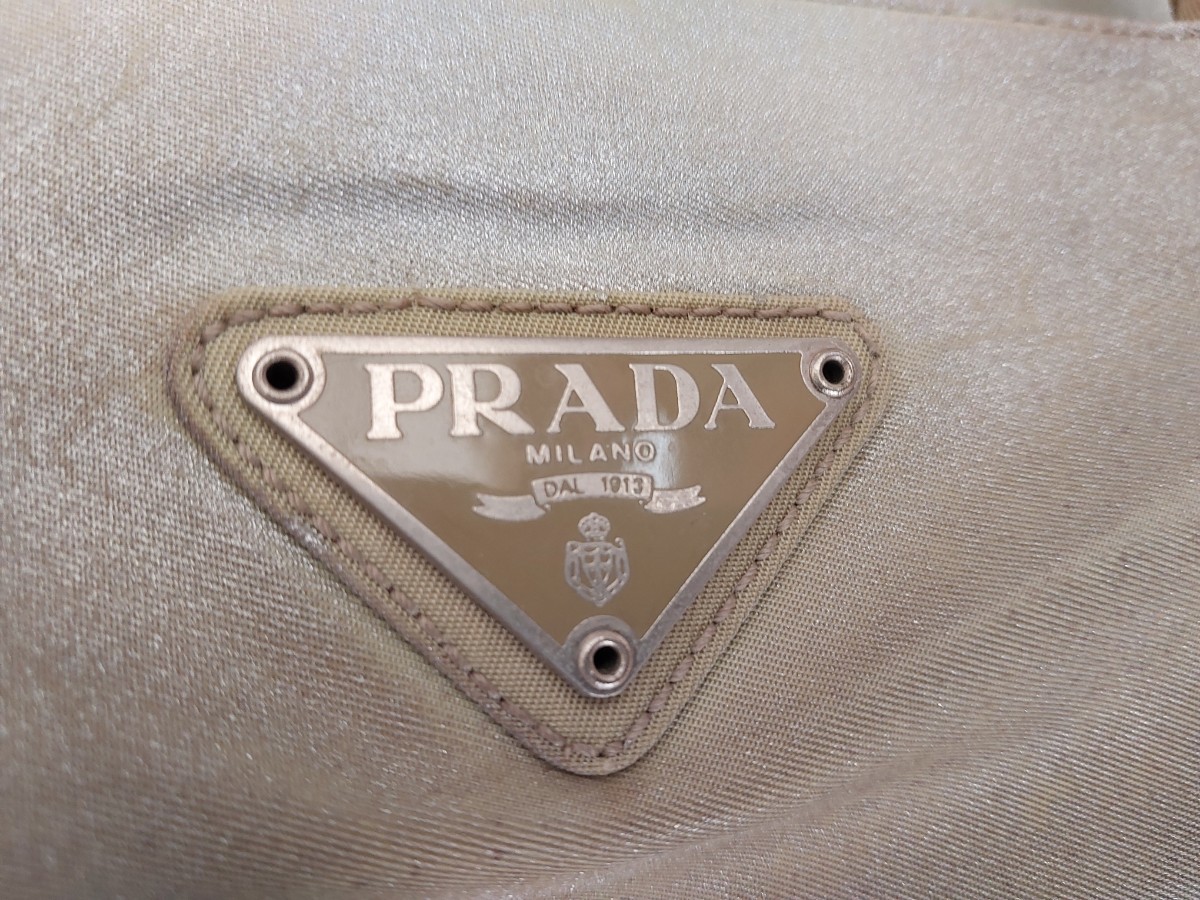 PRADA プラダ　バック使用感あるが内側比較的綺麗　納戸整理品の為格安スタート_画像1