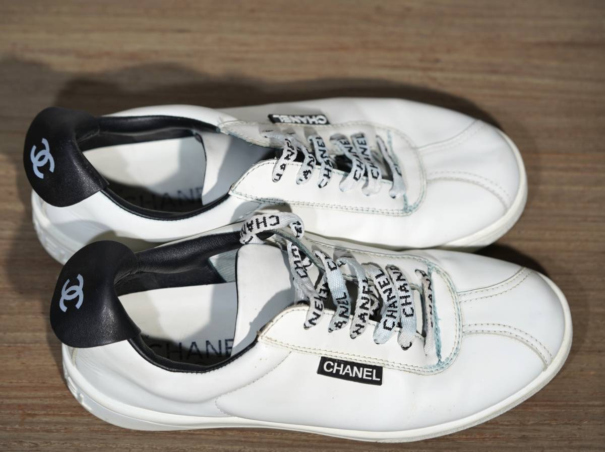 シャネル CHANEL スニーカー 38 白 ホワイト レザー ITALY製 レディース ココマーク 靴