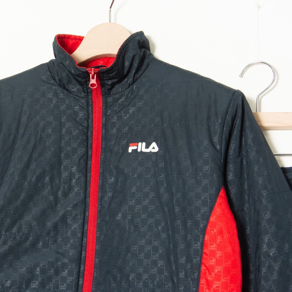 FILA GOLF フィラ ゴルフ 上下セット セットアップ ジップアップ ジャケット 中綿 Mサイズ ポリエステル 紺/ネイビー 総柄 古着 メンズ_画像4