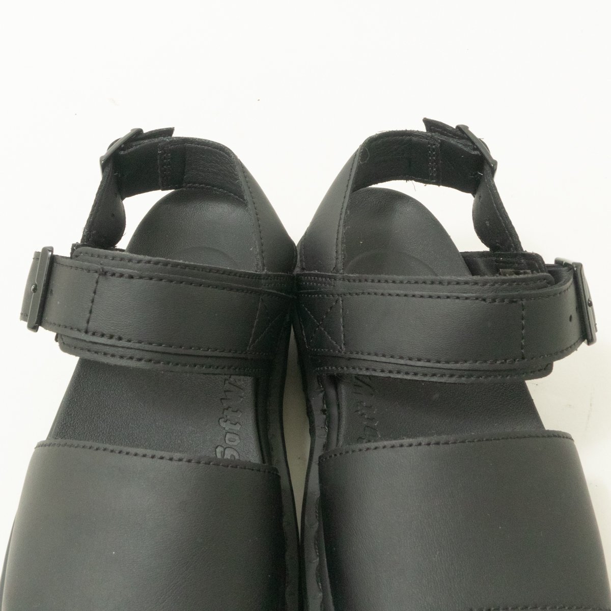 Dr.Martens ドクターマーチン サンダル ブラック 黒 UK3 22cm相当 レザー 本革 レディース シンプル カジュアル 靴下コーデ 太ベルト 靴_画像3