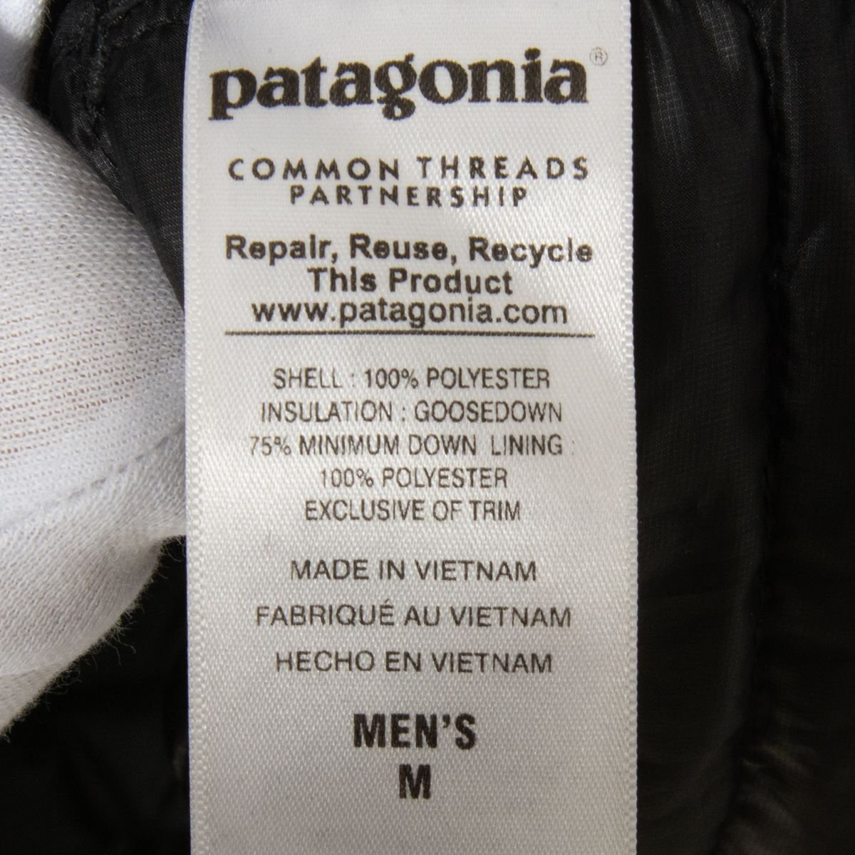 patagonia パタゴニア ダウン ジャケット ジップアップ スタンドカラー サイズM ポリエステル 黒/ブラック メンズ 秋冬 アウトドア 古着_画像8