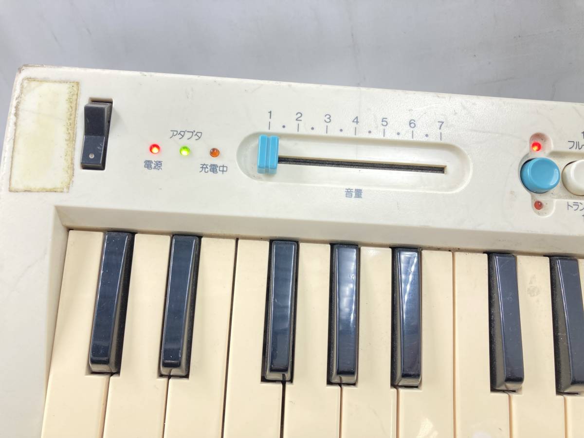 １円～　●YAMAHA　マーチングキーボード　YMK-70　ACアダプター欠品　中古品_画像2