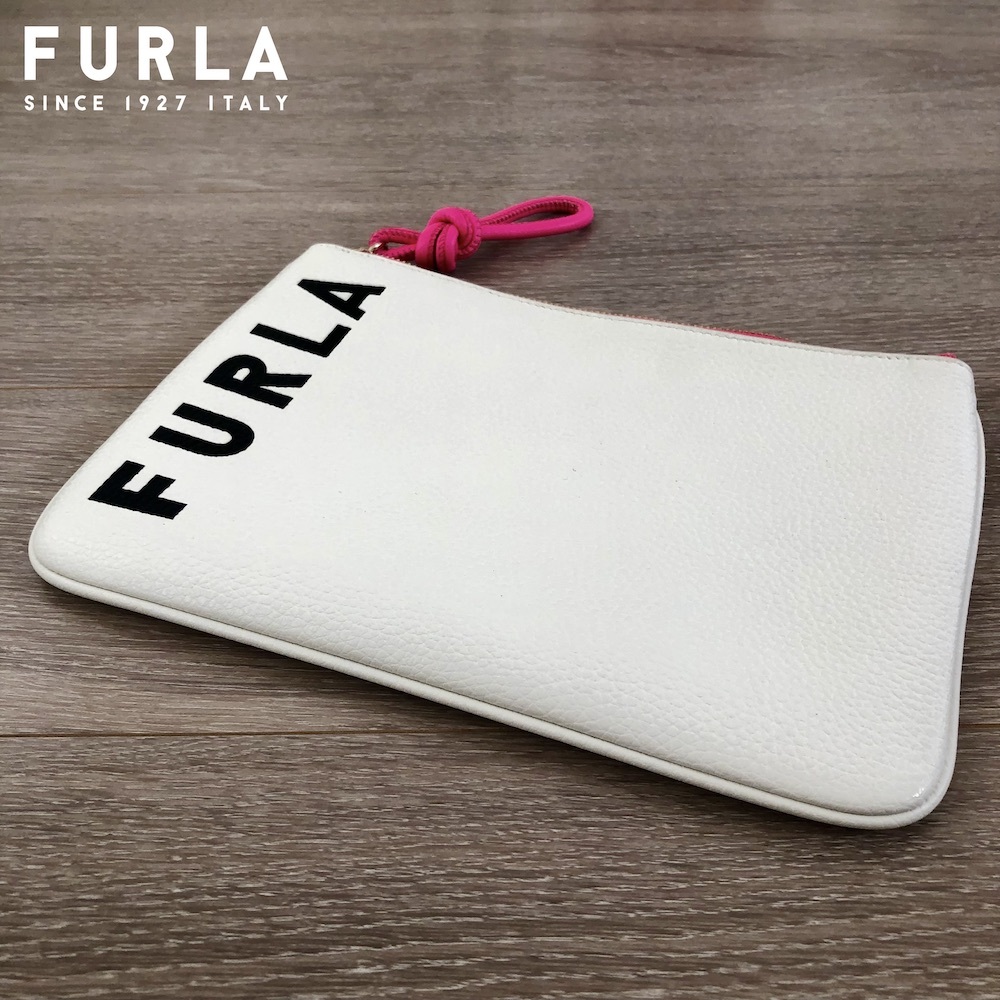 【希少 美品】FURLA（フルラ）クラッチバッグ 白 USED （布袋付き）_画像3