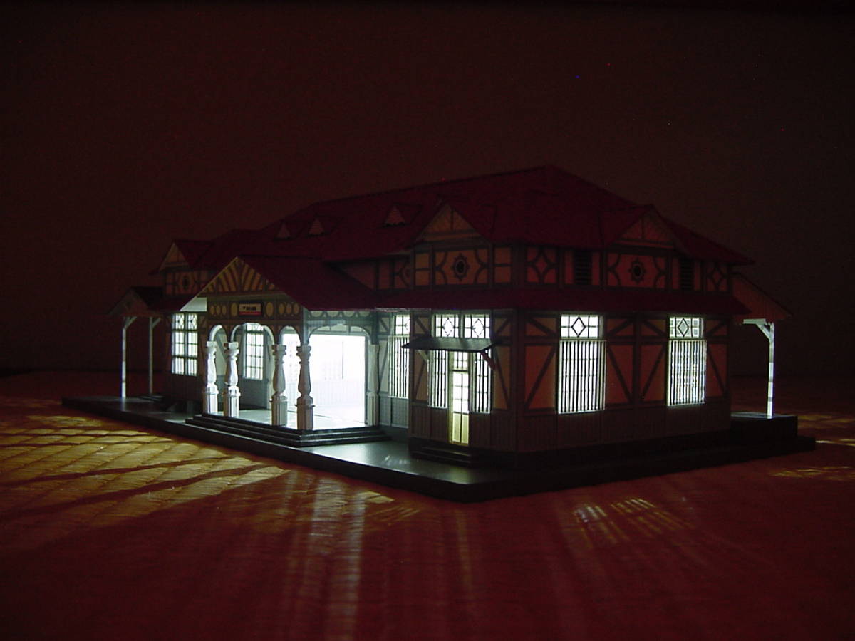 LED照明付きHOサイズ 南海電鉄 浜寺公園駅 駅舎模型 nhs010 LED照明付きHOサイズ 南海電鉄 浜寺公園駅 駅舎模型 nhs010
