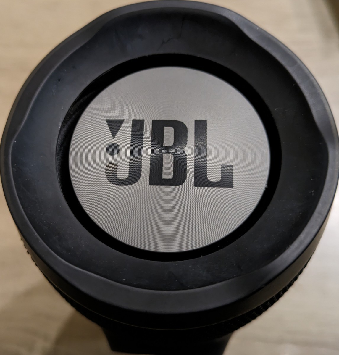 JBL 3 charge　ポータブル　スピーカー　防水　小型でパワフル　充電器つき　アウトドアやパーティーに_画像7
