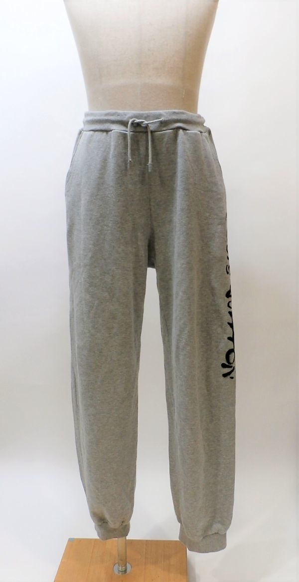 正規品 Louis Vuitton MENS スプレーロゴ スウェットパンツ BTS テテ着 ルイヴィトン LOGO SWEAT PANTS グレー M イタリア製 ST-1-36_画像7