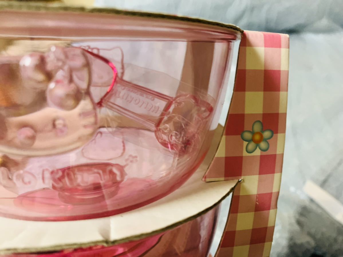 未使用 当時物 レトロ　 Hello Kitty ハローキティ　かき氷カップ＆ スプーン　2個セット　 サンリオ 2001年 ピンク プラカップ さくらんぼ_画像5