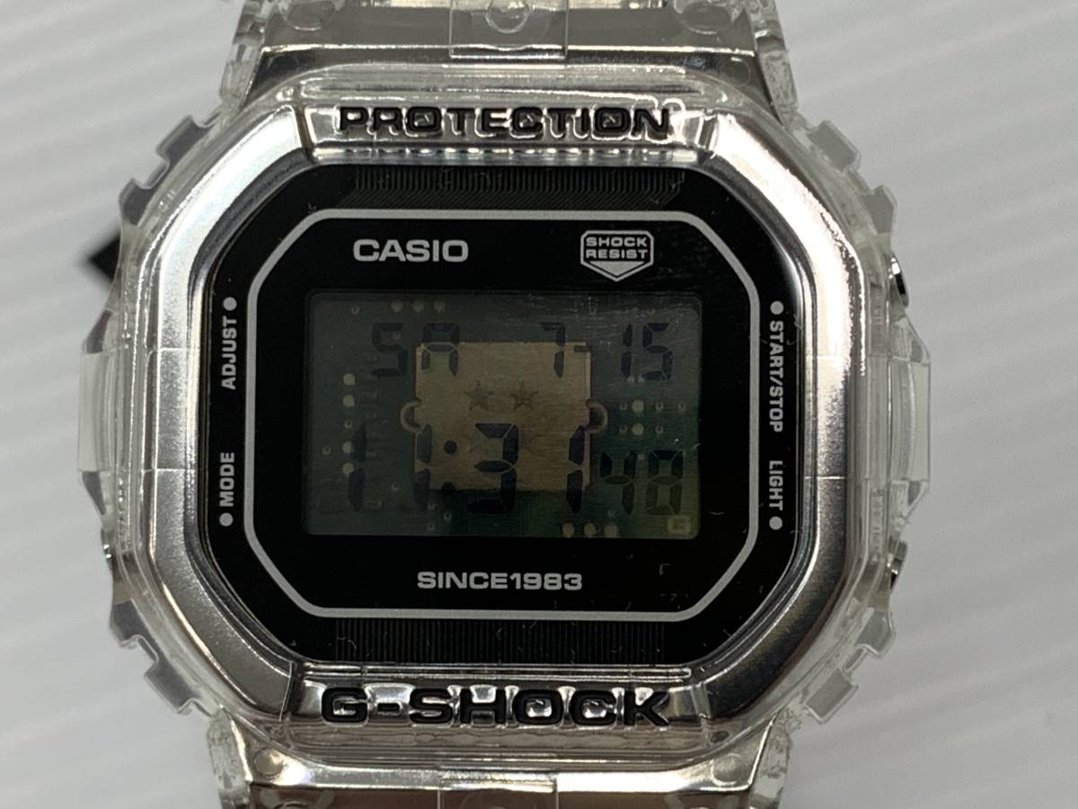 159-Ky11606-60s G-SHOCK ジーショック 40周年限定モデル CLEAR REMIX DW-5040RX-7JR クリア スケルトン 未使用品_画像3