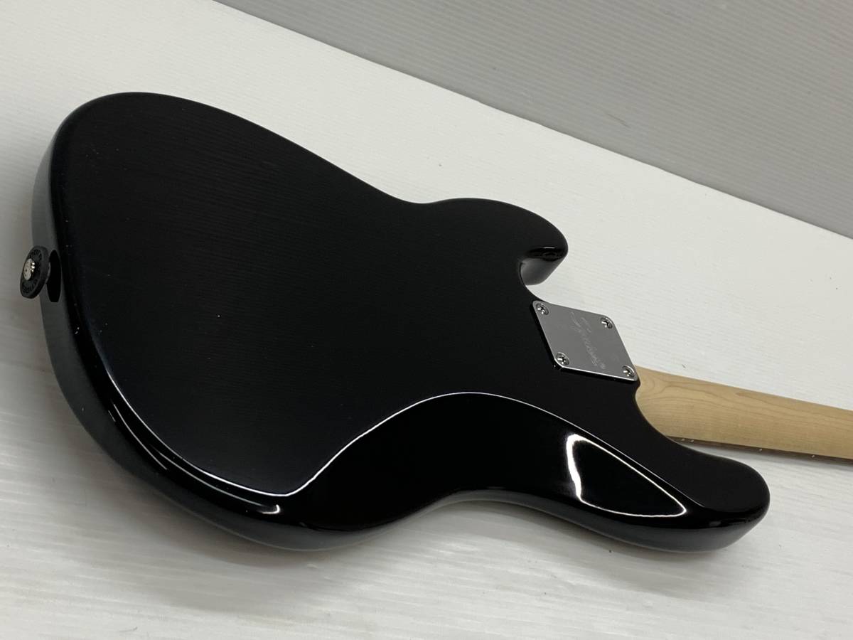 92-KK121-170s Fender フェンダー Squir Mini P Bass ミニベース プレシジョンベース ケース付 動作確認済_画像4