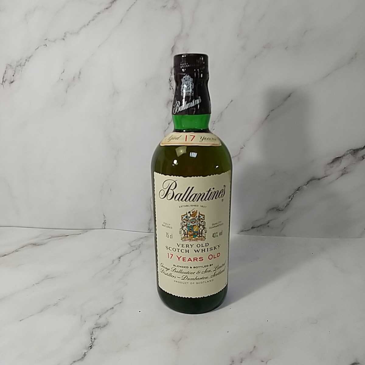 318●同梱NG 古酒 未開栓 Ballantines バランタイン 17年 VERY OLD ベリーオールド 750ml 43％ 箱付 旧ボトル ウイスキー 洋酒 お酒 年代物_画像2