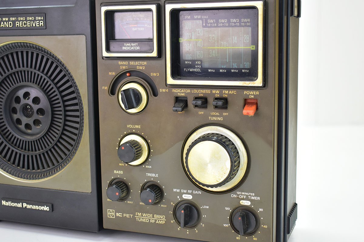 ナショナル クーガー118 (RF-1180) - ラジオ