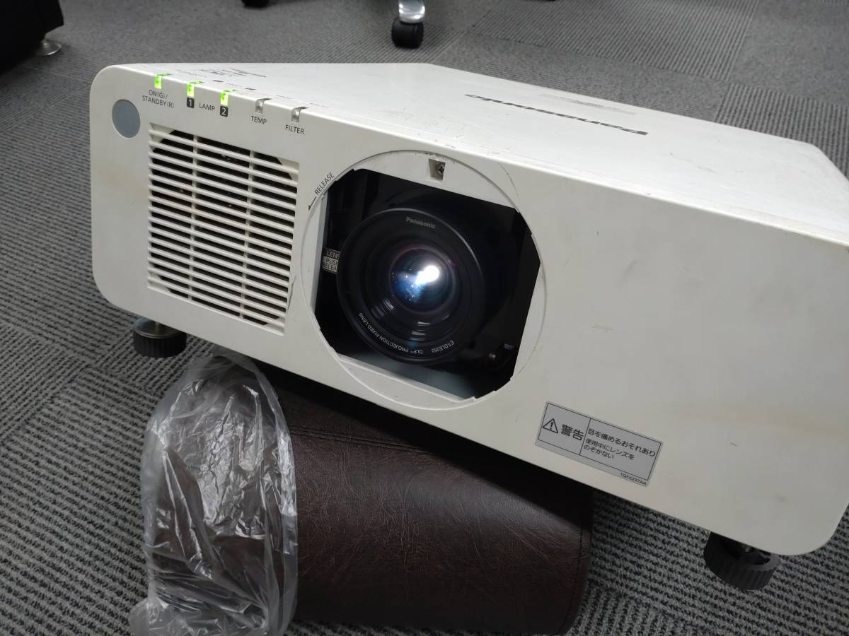 Panasonic projector PT-DX100LW junk short burnt point lens ET-DLE050