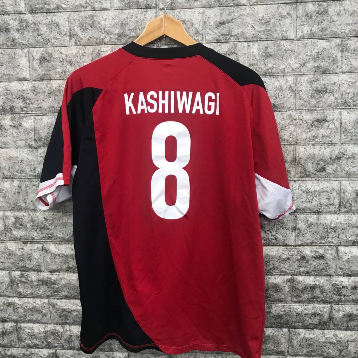 【サッカー】浦和レッズ #8 柏木陽介 KASHIWAGI Jリーグオフィシャル 半袖プラシャツ Lサイズ_画像1