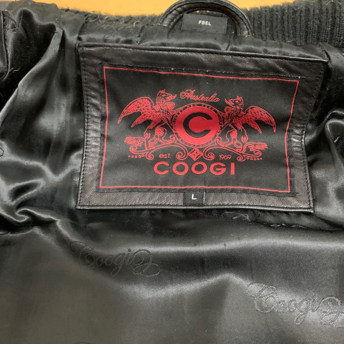 COOGI クージー オーストラリア レザー 本革　　　ライダースジャケットブラック サイズＬ中古品_画像9