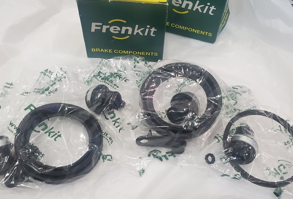 ルノー カングー☆KCK7J KCK4M ☆7701208016☆キャリパーシールキット【BENDIX /BOSCH 54mm】×2セット☆プジョー306 シトロエンクサラ他_画像1