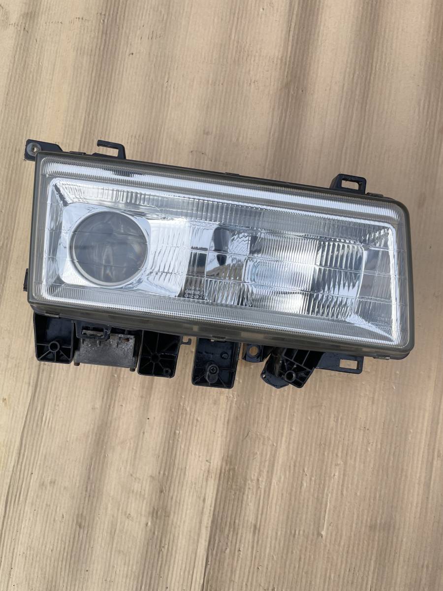 三菱 ふそう スーパーグレート 純正 HID ディスチャージ ヘッド 三菱 ふそう スーパーグレート 純正 HID ディスチャージ ヘッド