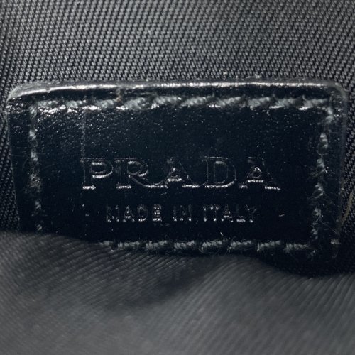 PRADA プラダ 小物入れ ネックレスストラップ ネックケース ストラップ付き 三角プレート ブラック 黒 ナイロン メンズ レディース USED_画像6