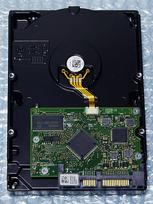 ☆ 日立 HGST HDT721010SLA360 1TB 7200rpm #使用少 注意 ☆ SATA_基盤面