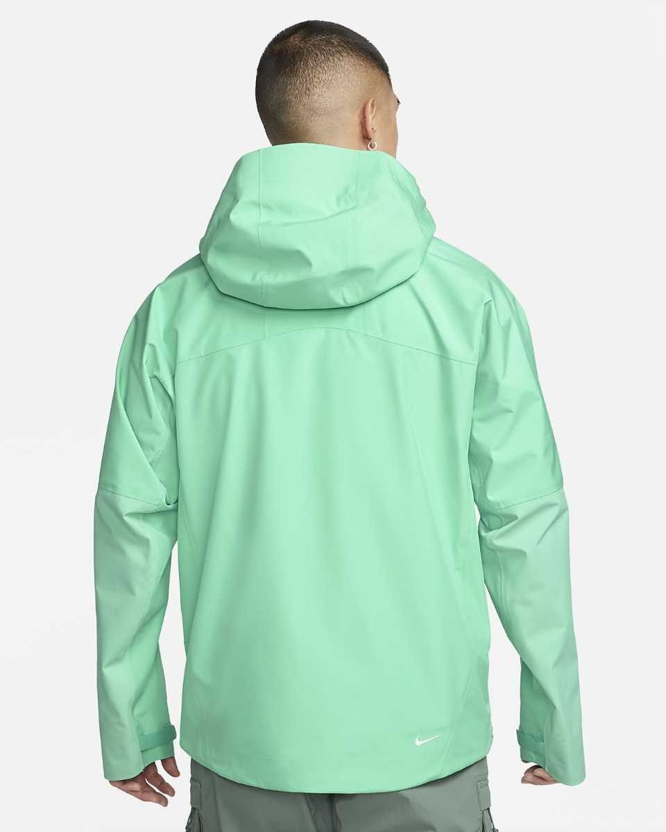 L 新品 NIKE ACG GORE-TEX マウンテンパーカー ナイキ L 新品 NIKE ACG GORE-TEX マウンテンパーカー ナイキ