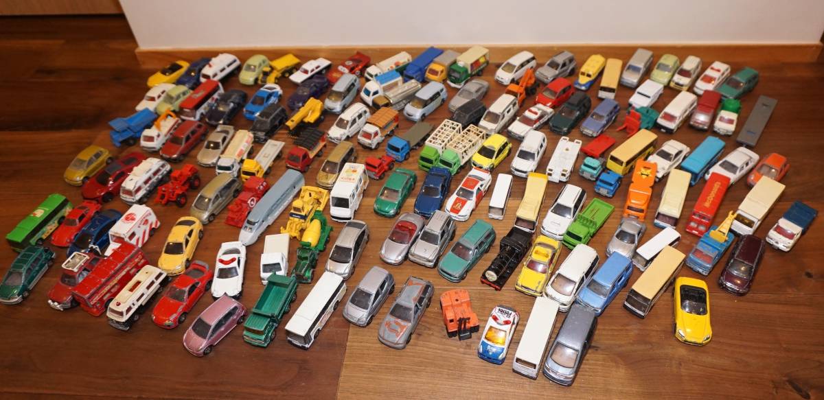 トミカ TOMICA 126台 まとめて 車 ミニカー|Yahoo!フリマ(旧 トミカ TOMICA 126台 まとめて 車 ミニカー|Yahoo!フリマ(旧