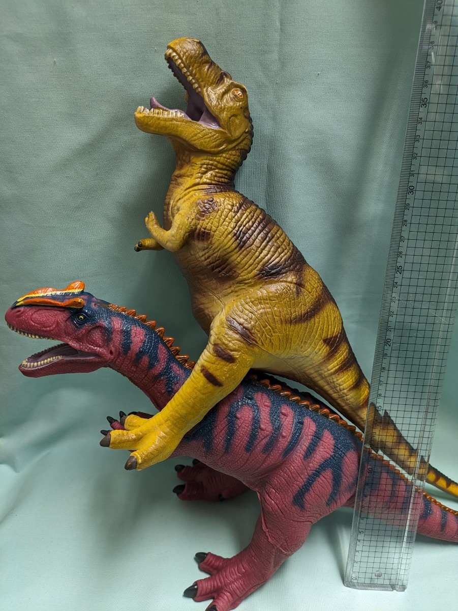 ソフビ 恐竜　大量　Favorite　フェイバリット　フィギュア　ラバードール　トリケラトプス　ティラノサウルス　アロサウルス　PVC 特大_画像3