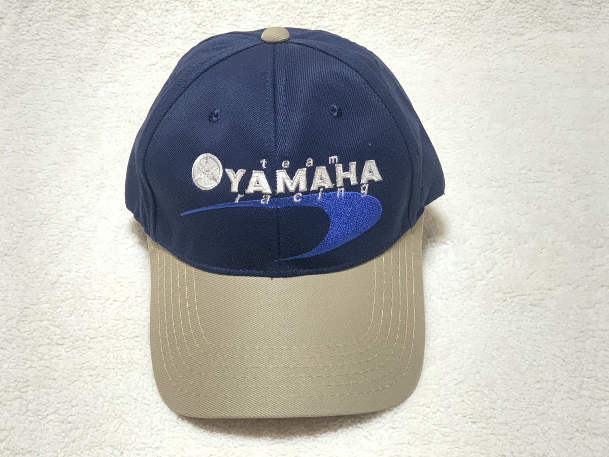 ヤマハ レーシング キャップ 帽子 刺繍ロゴ team YAMAHA racing　新品　フリーサイズ （55~58cm程度） 紺/茶_画像1