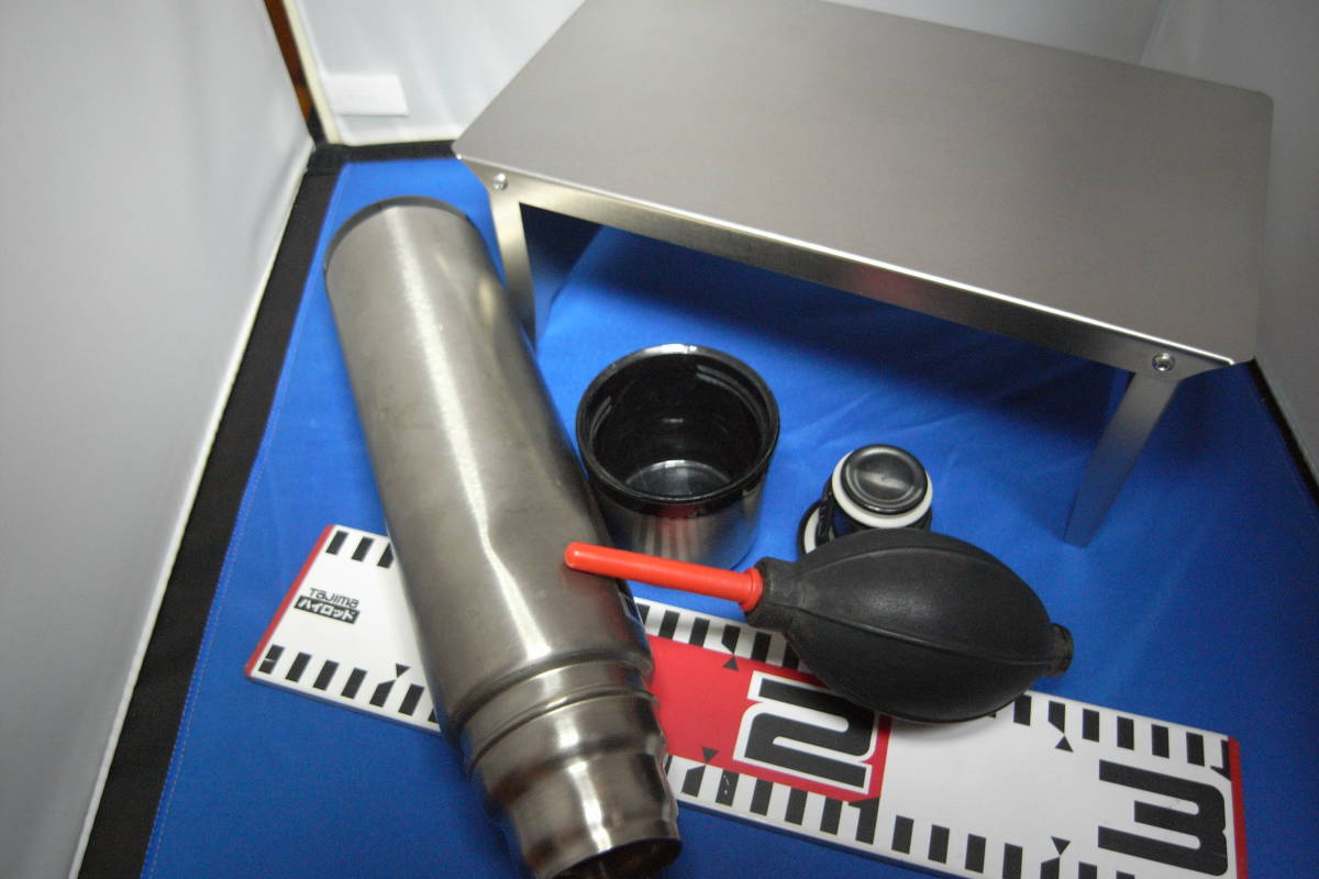 B チタン　水筒　ジャンク　JUNK 　新品のチタン製テーブル付　TITAN titanium　送料込_画像2