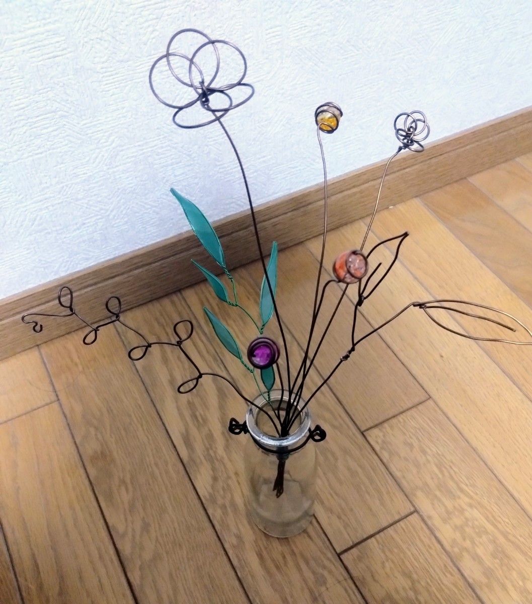 フラワーブーケ　色付き　ワイヤーアート　ワイヤークラフト　花瓶に飾れる