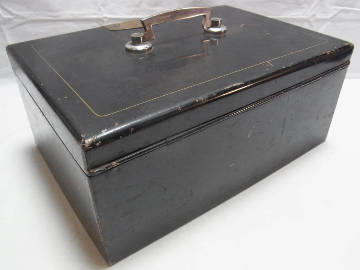*Tachikawa handbag safe cashbox made of metal key none Showa Retro Vintage antique Junk USED present condition *80