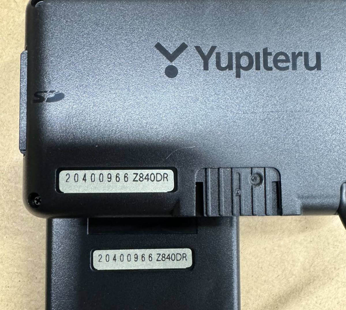 中古 ユピテルYupiteru Z840DR レーダー&レーザー探知機・ドライブレコーダー _画像3