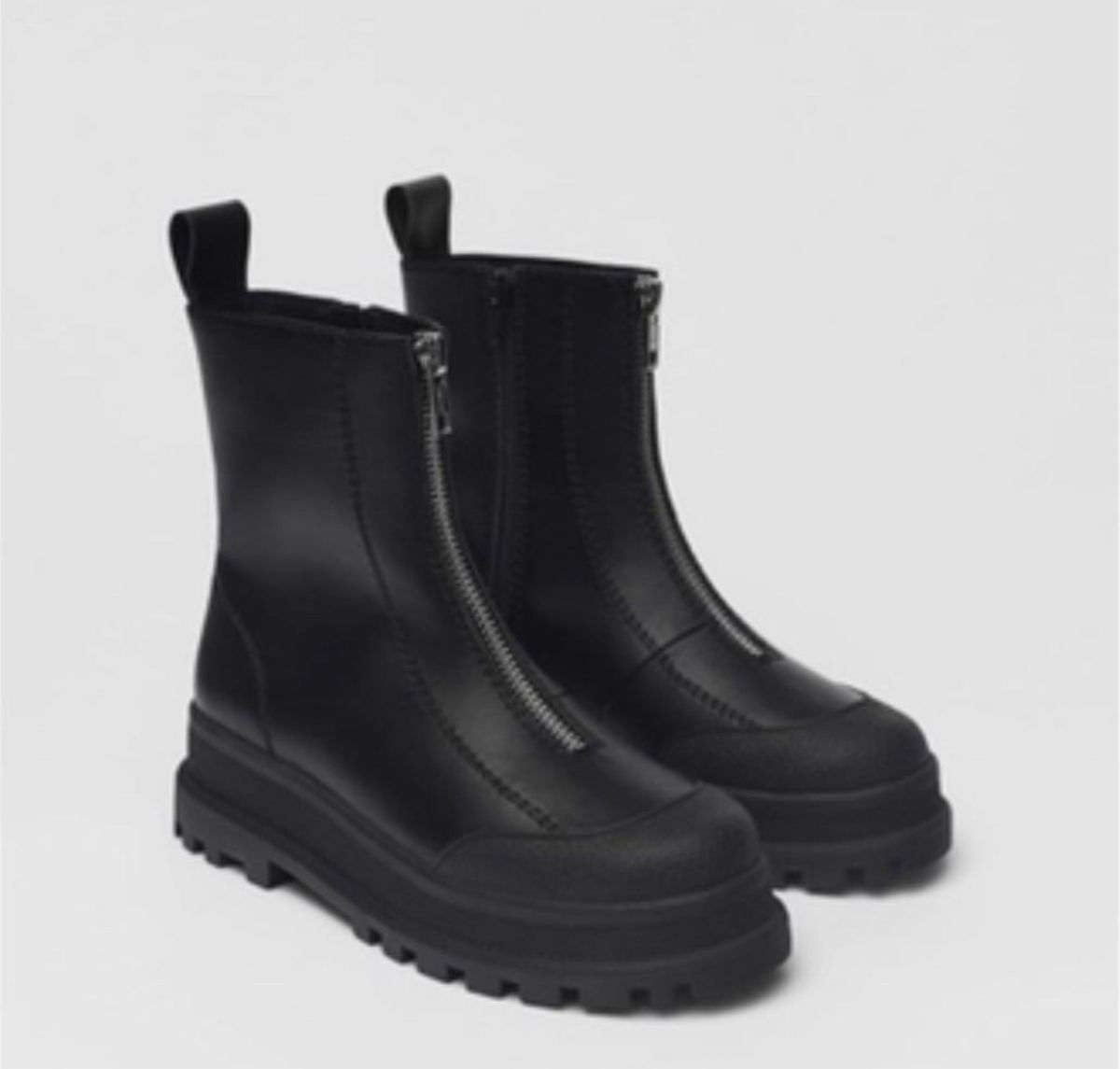 ZARA ザラキッズ 37 ジップ付きショートブーツ ザロウ the row ZARA ザラキッズ 37 ジップ付きショートブーツ ザロウ the row