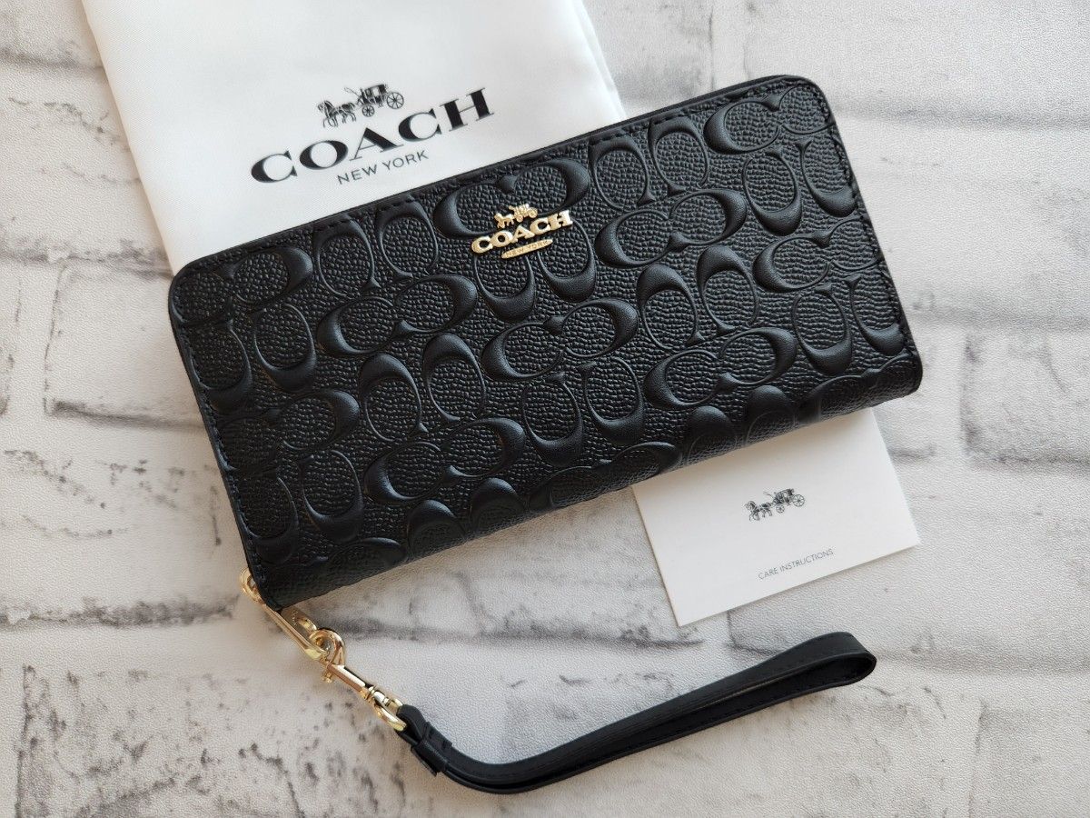 COACH 長財布 シグネチャー ブラック ストラップ - 長財布