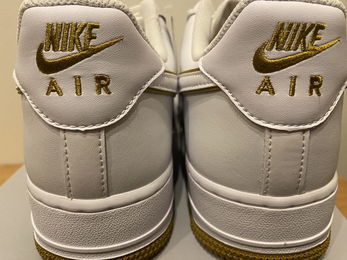 即決30cm NIKE AIR FORCE1 '07 White/Blondineナイキ エアフォース1 '07 ホワイト/ブロンジーンUS12 新品正規